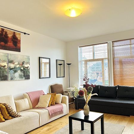 Cosy River View Flat At Temple Bar Dublin Buitenkant foto