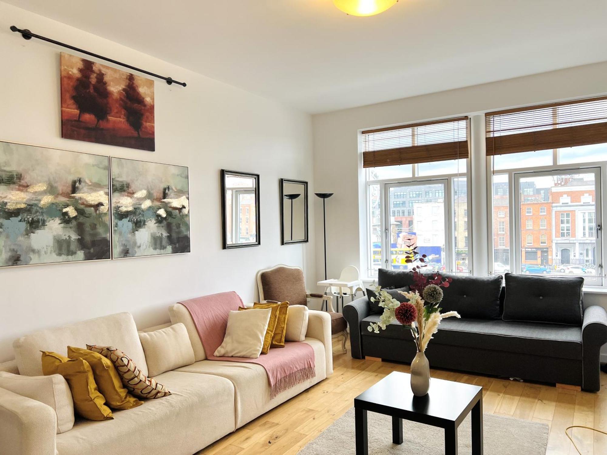 Cosy River View Flat At Temple Bar Dublin Buitenkant foto